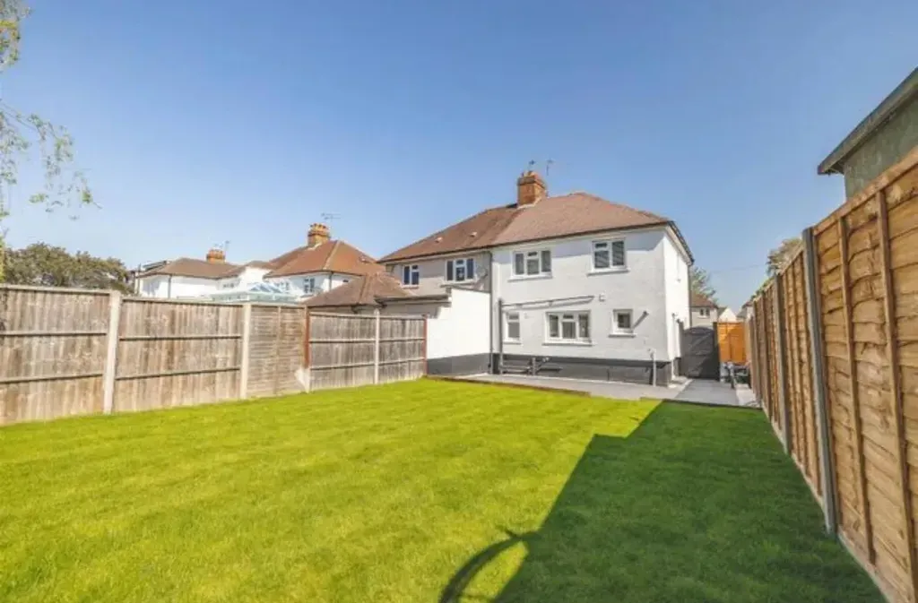 Property photo 2 of 17