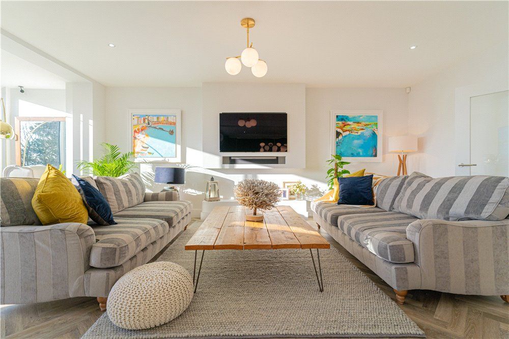 Additional image 7 of 4 bed flat for sale14 Chaddesley Glen, Canford Cliffs, Poole BH13