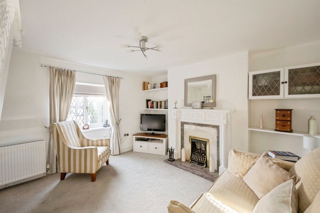 Property photo 3 of 15