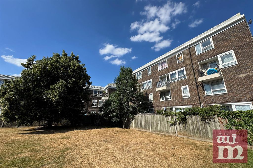 Property photo 1 of 11 Block