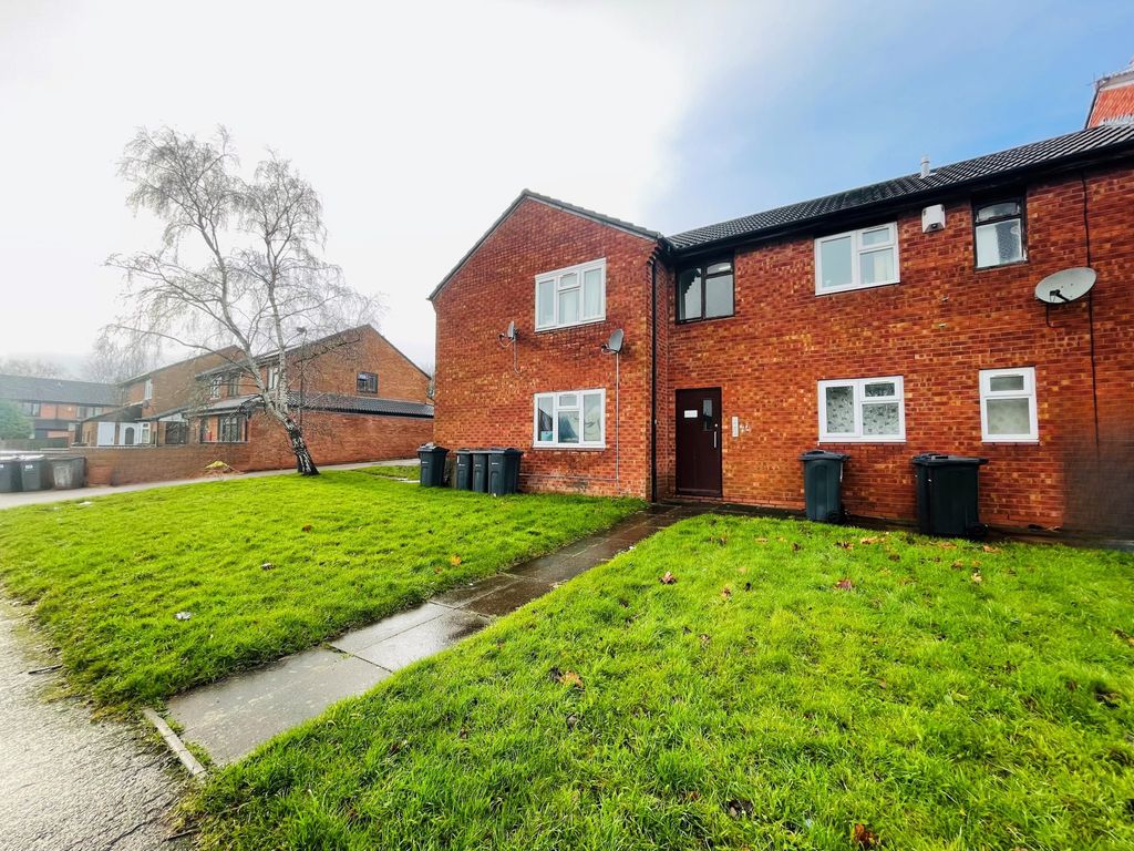 Property photo 1 of 3