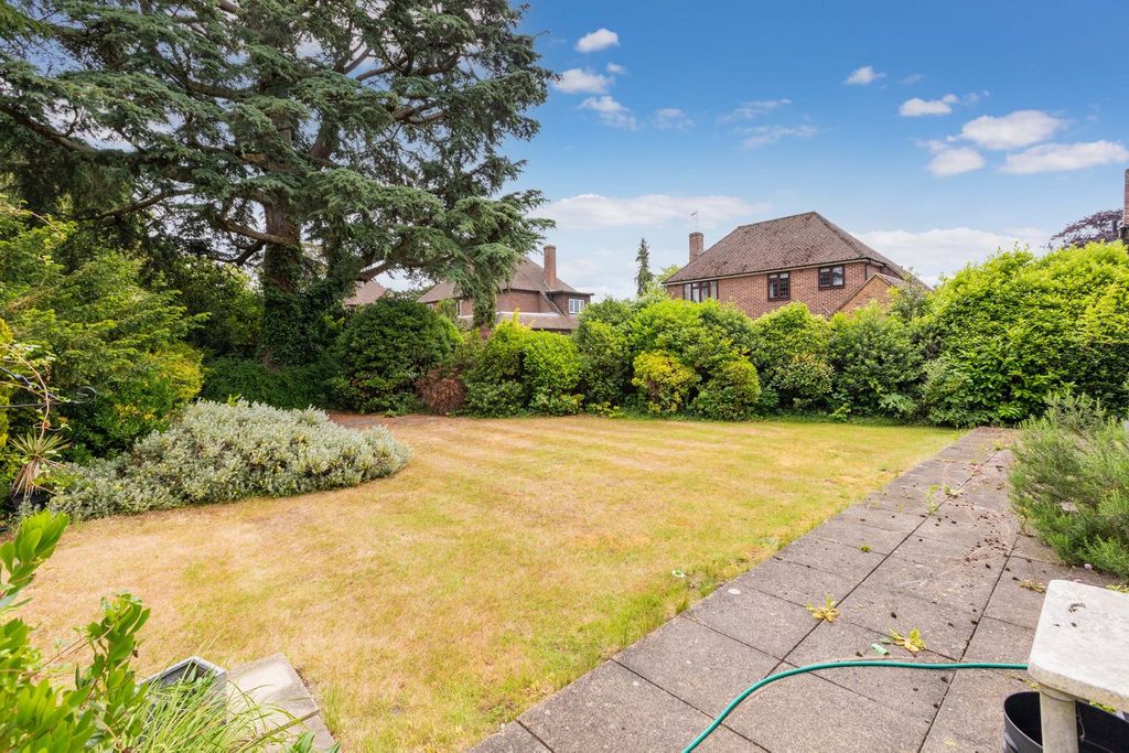 Property photo 2 of 7