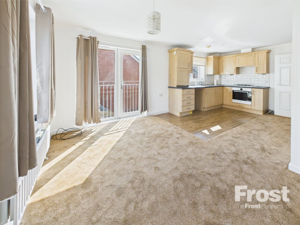 Property photo 2 of 9 Kitchen/Dining Room