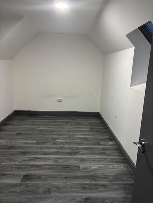 Property photo 2 of 6 Lounge &amp; Bedroom 5 R.Jpg