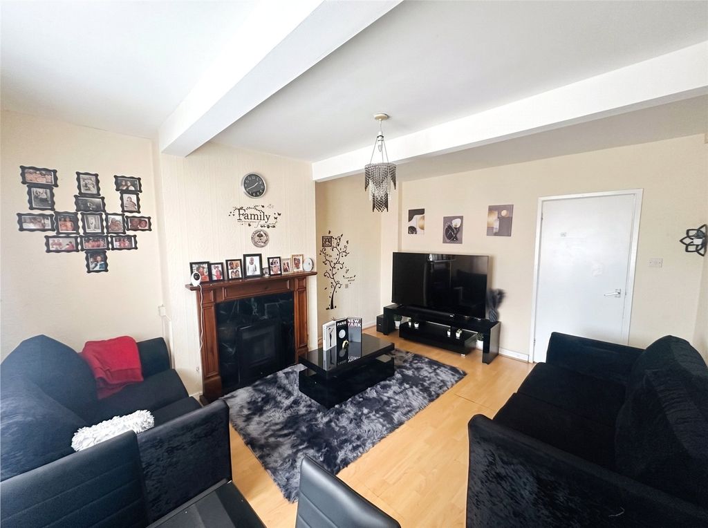 Property photo 3 of 10 Picture No. 26