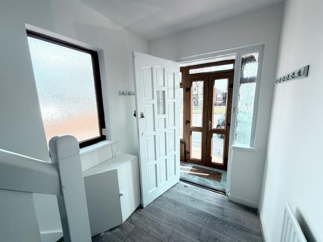 Property photo 3 of 18 Entrance Hallway Alt