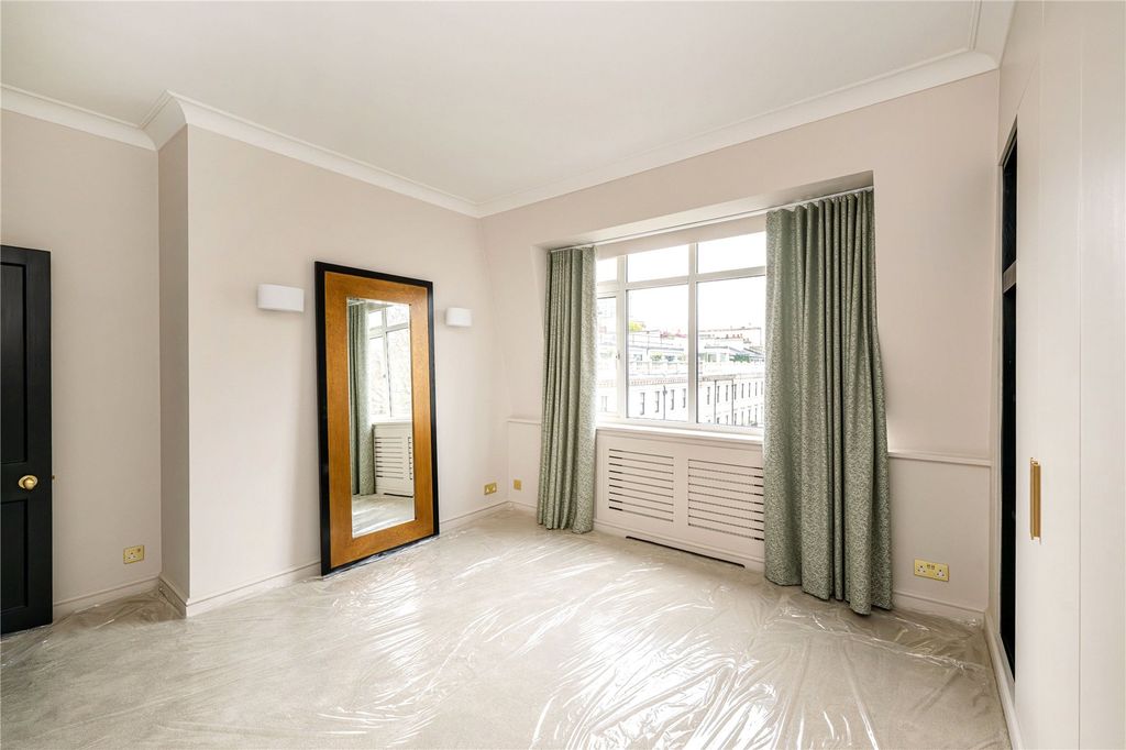 Property photo 3 of 12 Picture No. 21