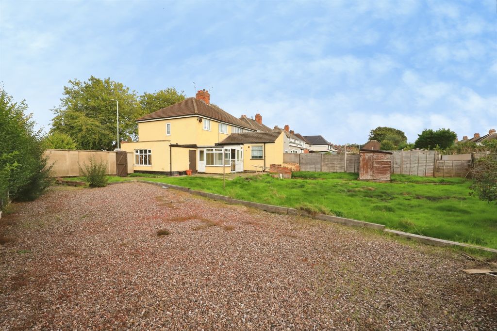 Property photo 2 of 14
