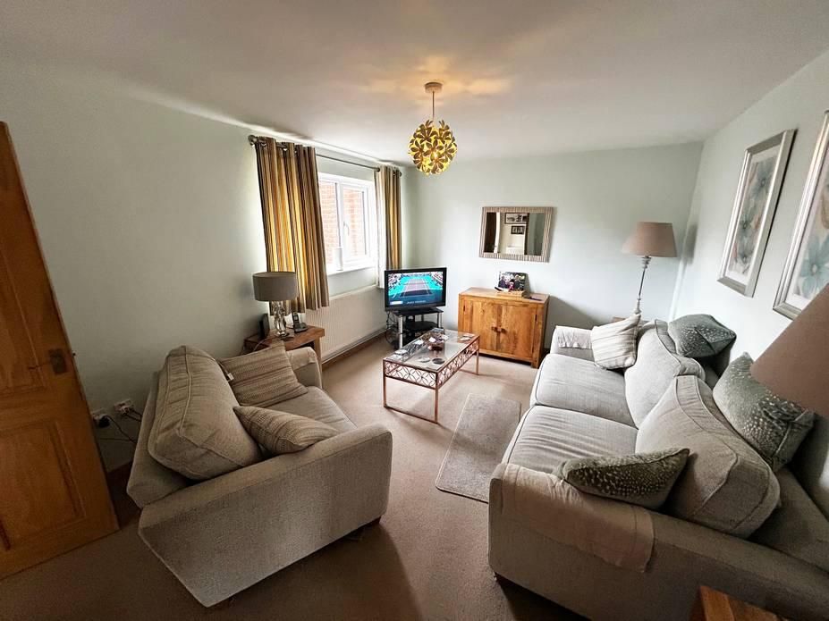 Property photo 2 of 7