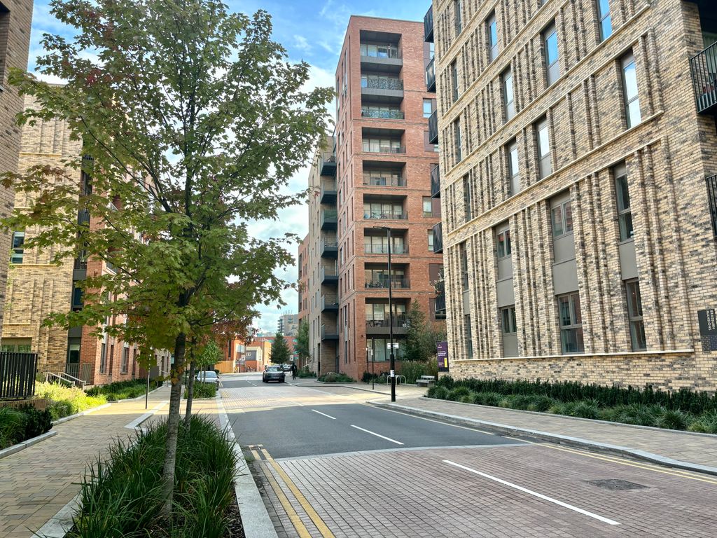 Property photo 2 of 12