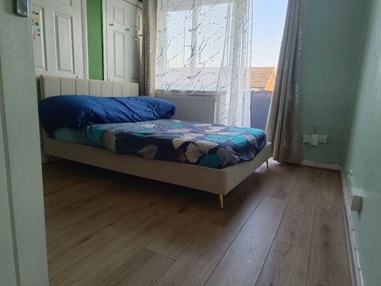 Property photo 1 of 2