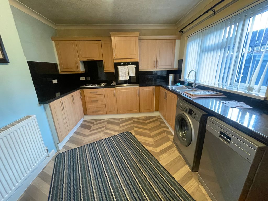 Property photo 2 of 13 Kitchen