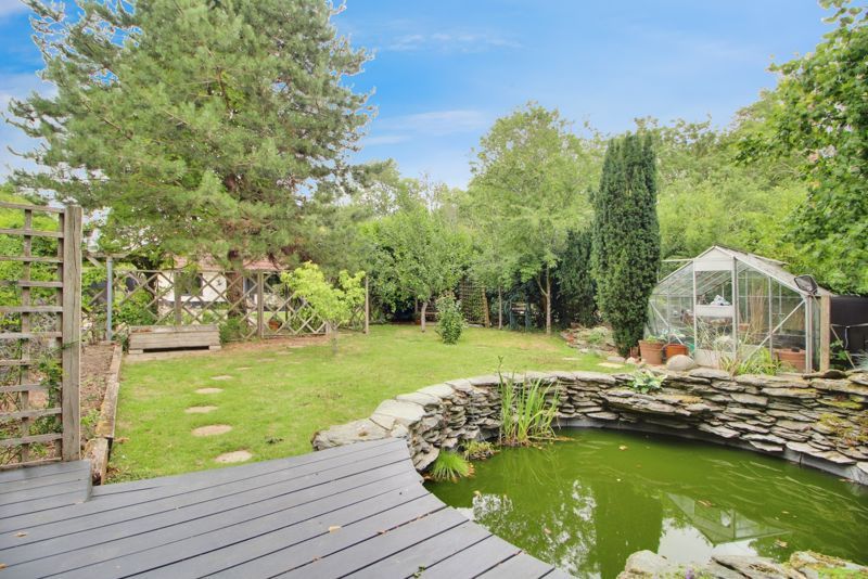 Property photo 3 of 30 Photo 23