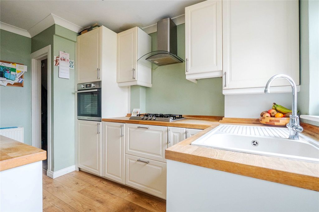 Property photo 3 of 17 Picture No. 11