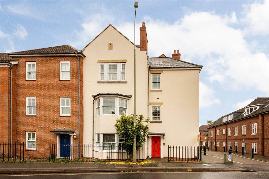 Property photo 1 of 9 59A Front View.Jpg