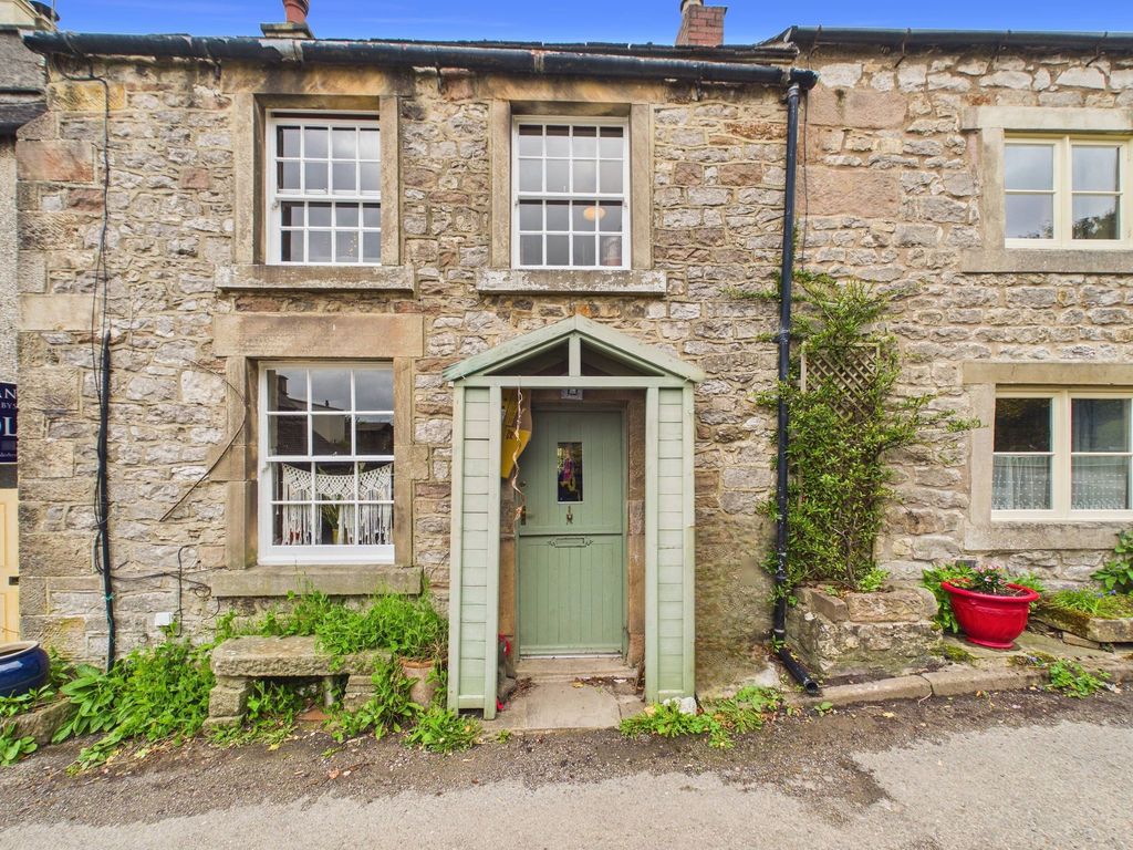 Property photo 1 of 37