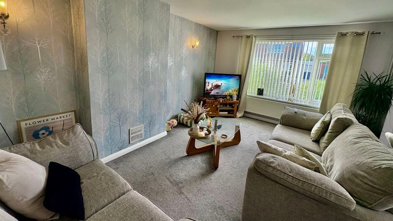 Property photo 2 of 9 Photo 2