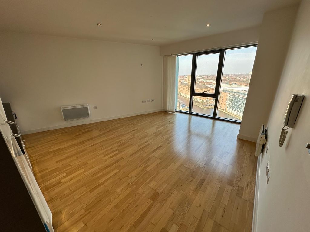 Property photo 3 of 4