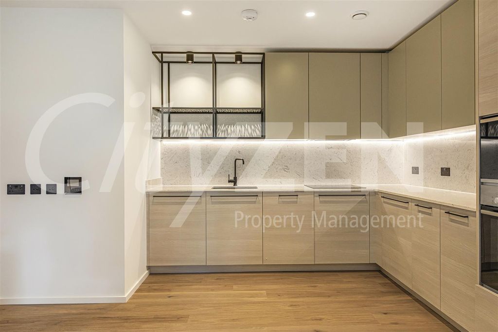 Property photo 1 of 22 Kitchen