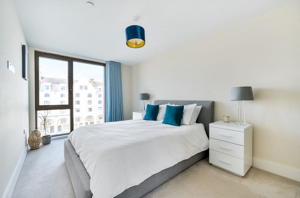 Additional image 7 of 3 bed flat for saleWest Parade, Worthing, West Sussex BN11