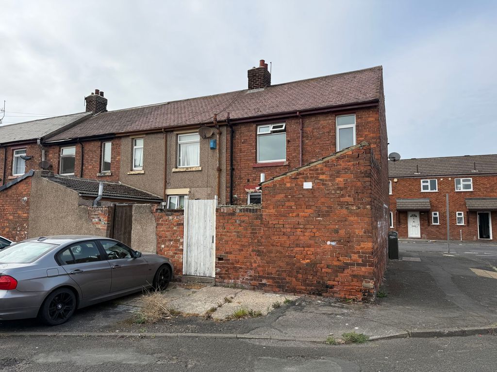 Property photo 2 of 10