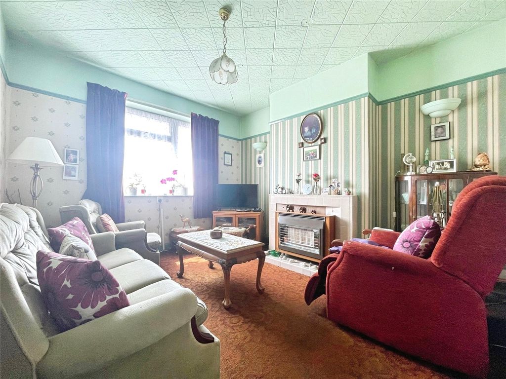 Property photo 3 of 11 Picture No. 12