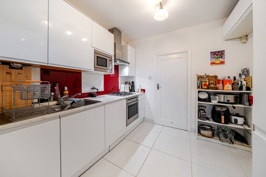 Property photo 3 of 14 1536997-7-6Ad7472...