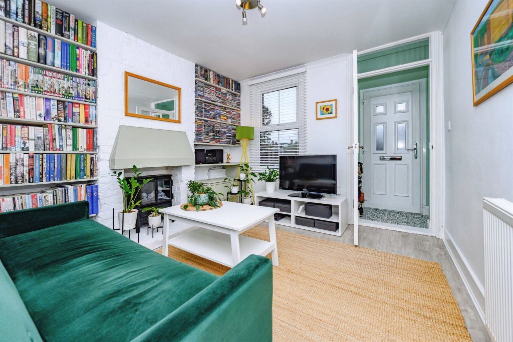 Property photo 2 of 14