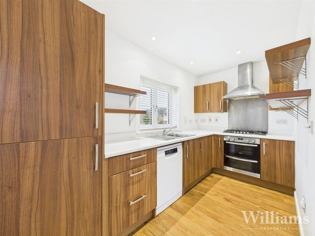 Property photo 3 of 12 Cam02861G0-Pr0503-Still008.Jpg