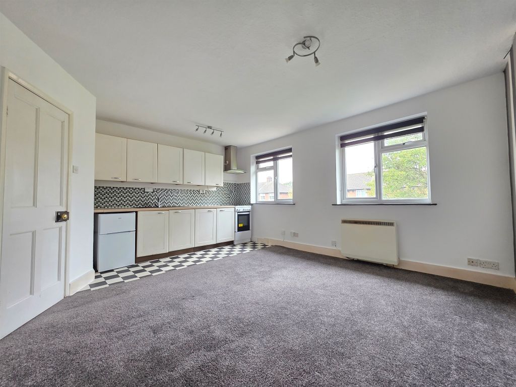 Property photo 3 of 10