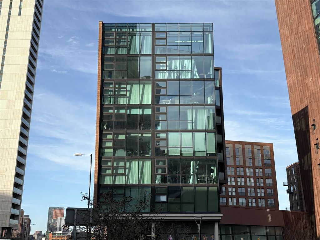 Property photo 2 of 14