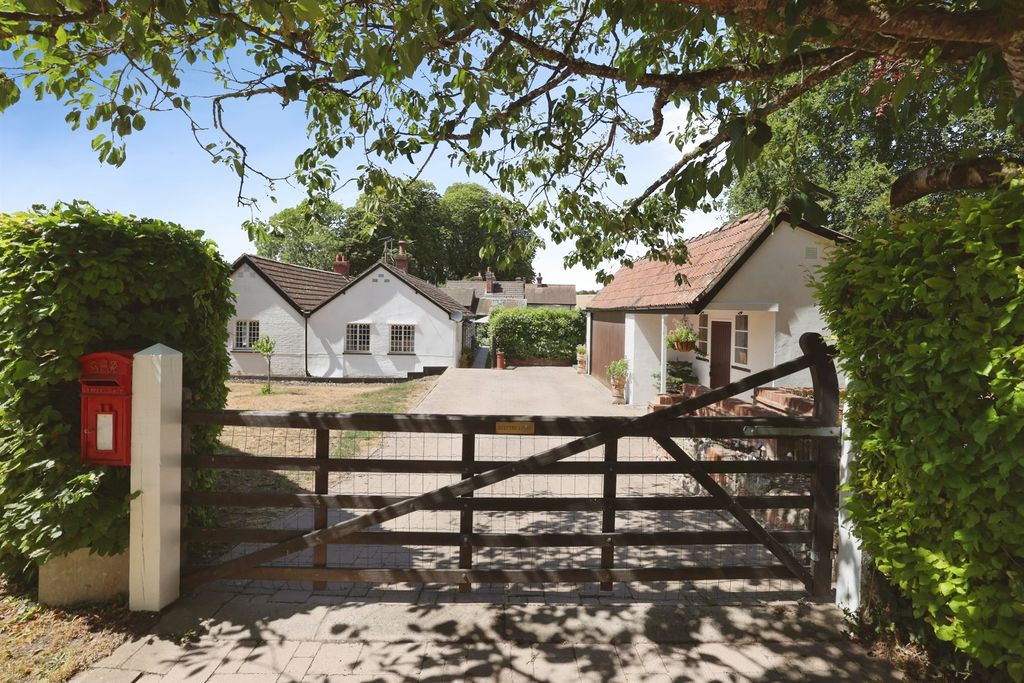 Property photo 1 of 22