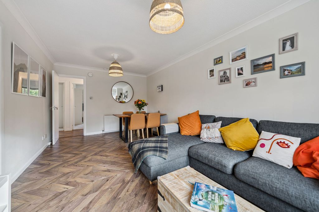 Property photo 3 of 21