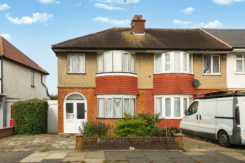 Property photo 1 of 21