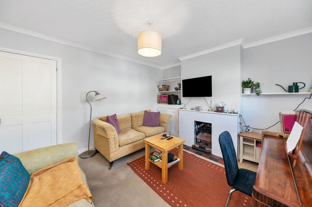 Property photo 2 of 14