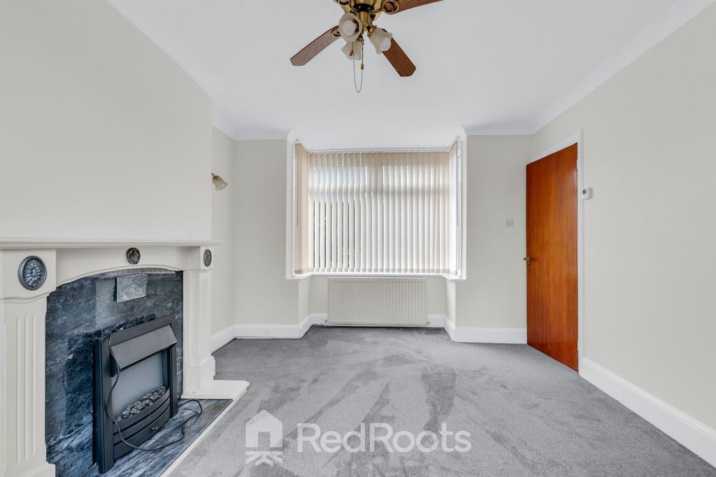 Property photo 3 of 18 3909615