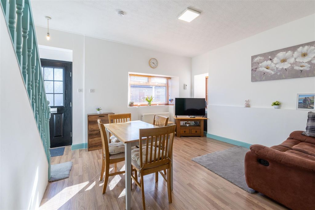 Property photo 2 of 17 43, Glover Street, Perth-30.Jpg