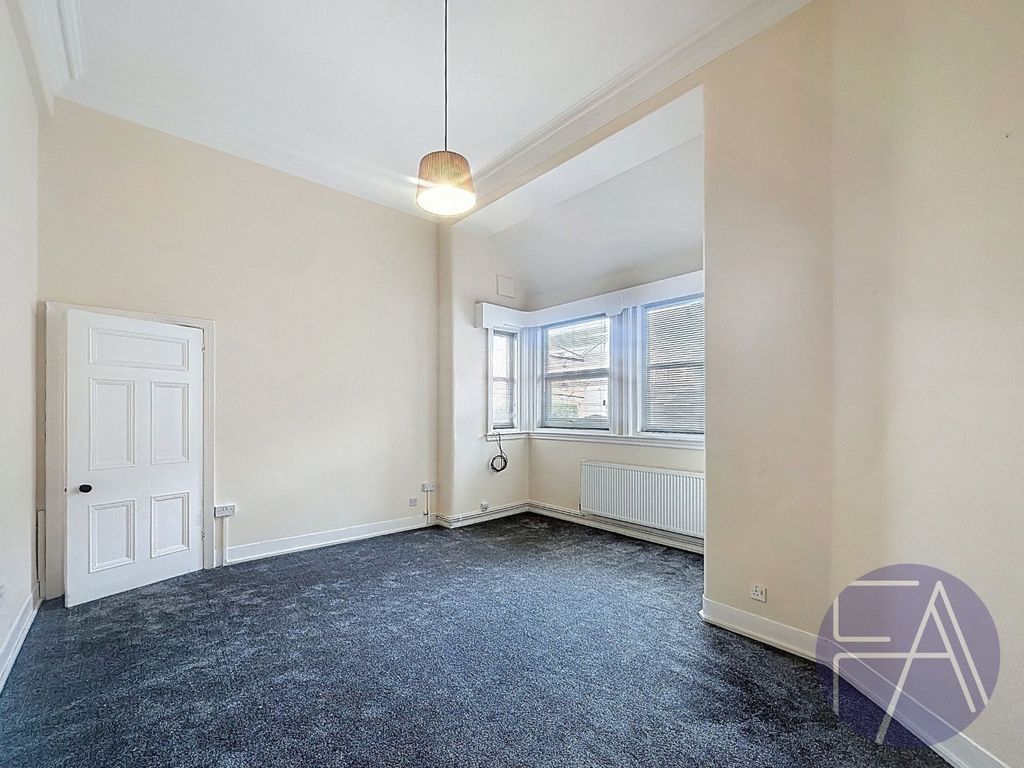 Property photo 3 of 16 4430282