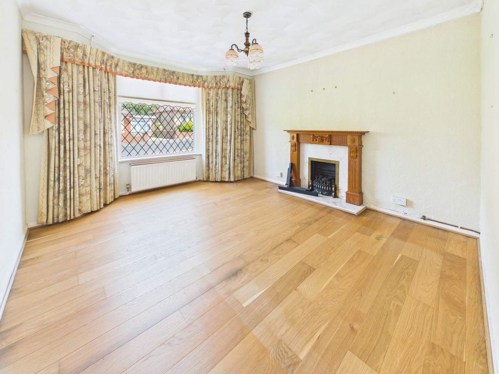 Property photo 3 of 18 Front Reception Room