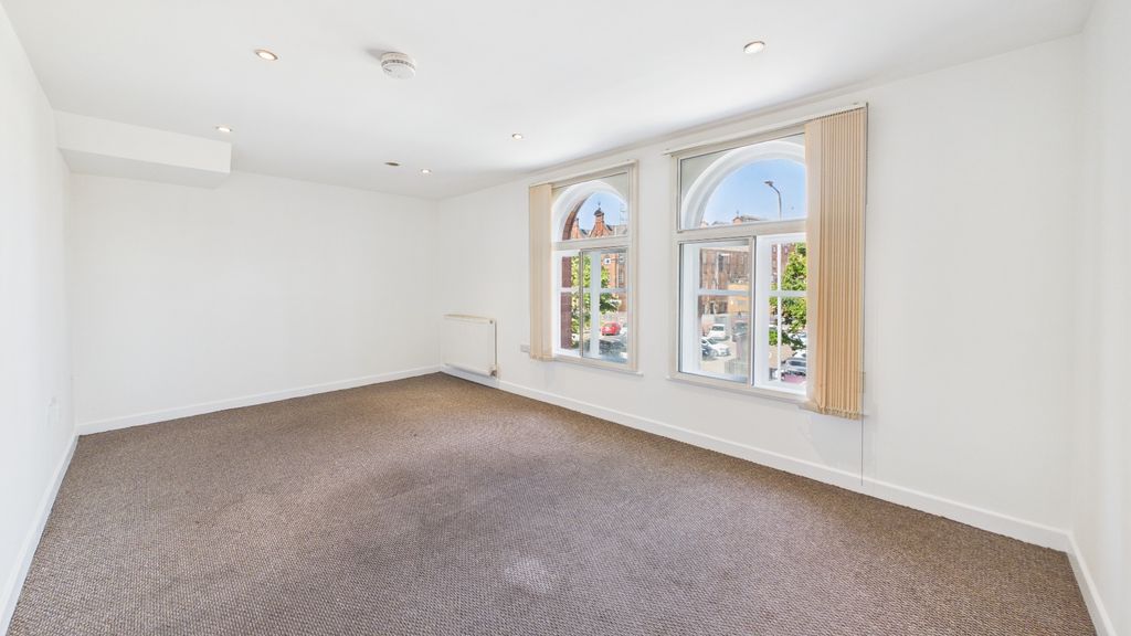Property photo 3 of 14 5093428