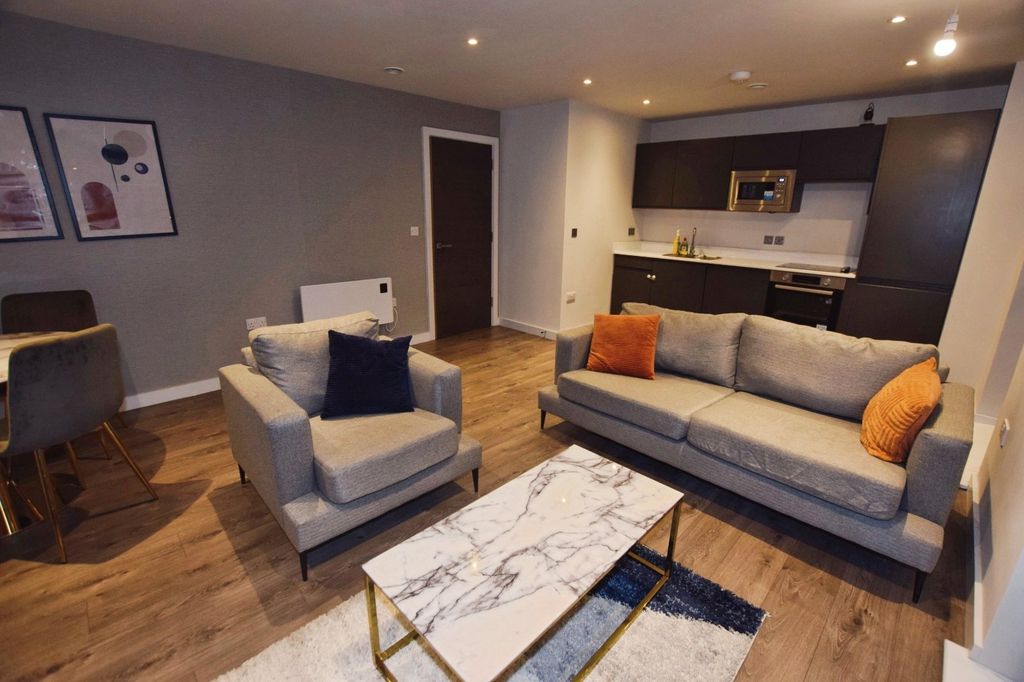 Property photo 3 of 14 Picture No. 10