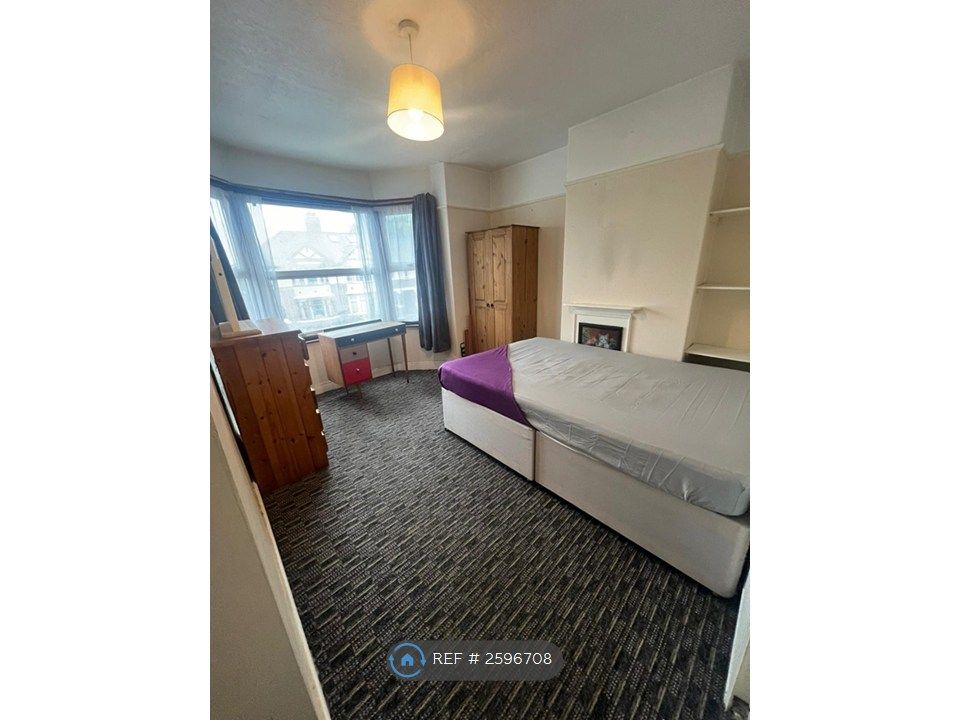 Property photo 1 of 4
