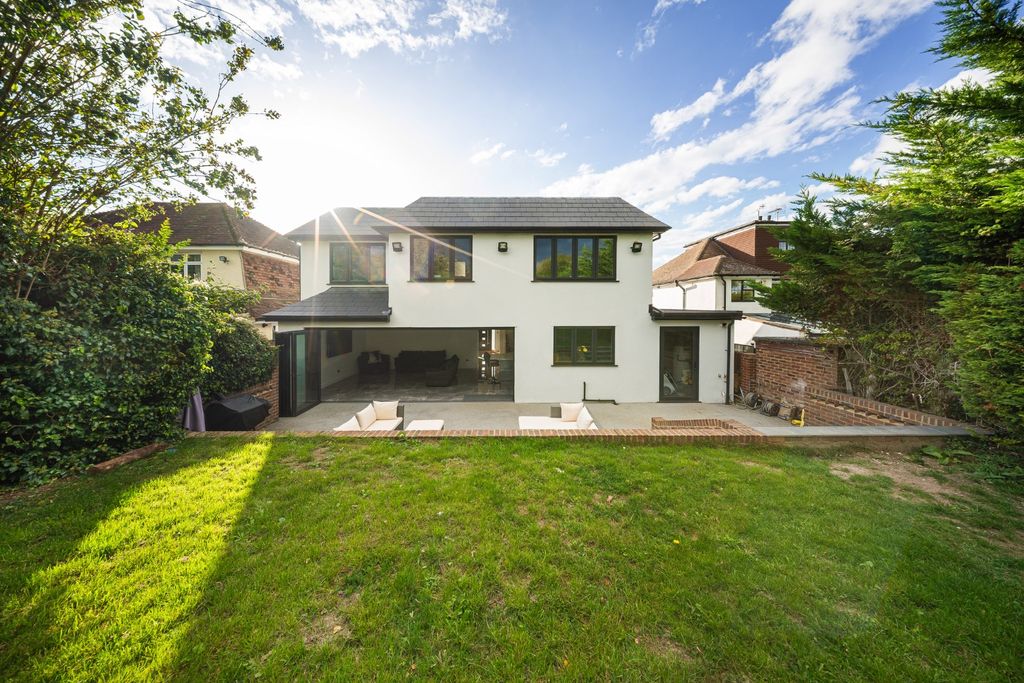 Property photo 2 of 30 4799215