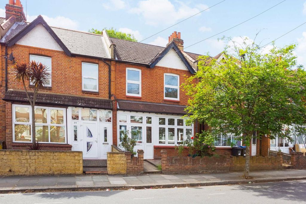 Property photo 1 of 16 4 Bedroom Terraced For Rent