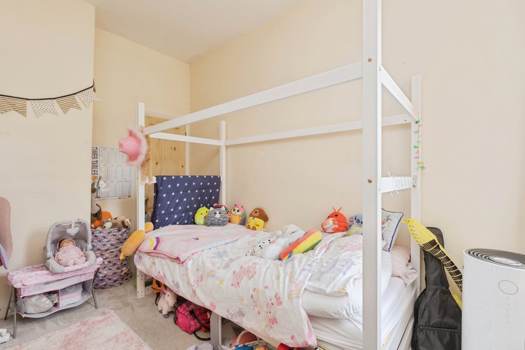 Property photo 3 of 15 Pbox-Img.Jpg