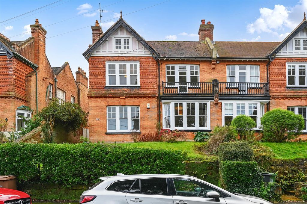 Property photo 1 of 28 66 Lower Park Road (29).Jpg