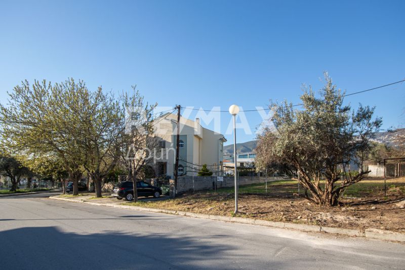 Property photo 1 of 30