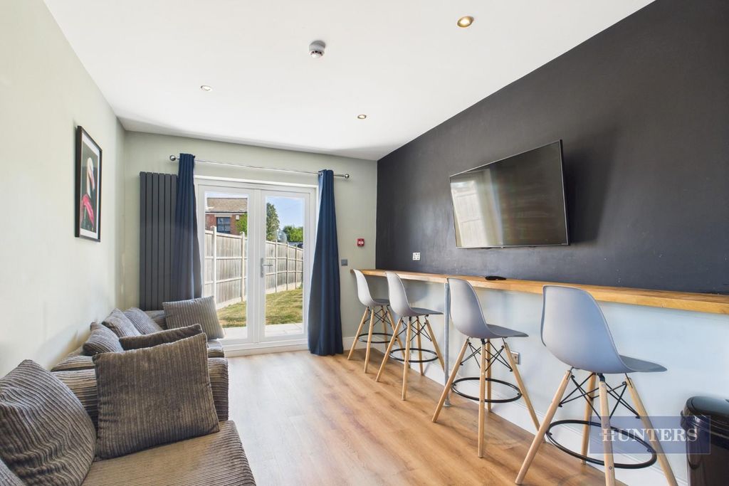 Property photo 3 of 24 Cam05152G0-Pr0130-Still027.Jpg