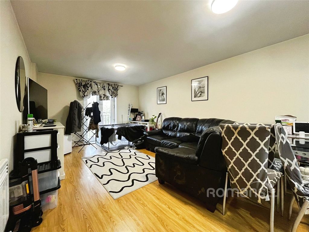 Property photo 3 of 9 Picture No. 10