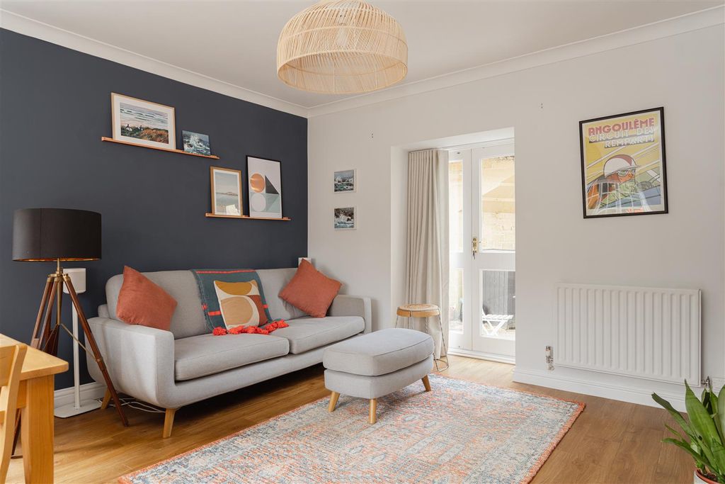 Additional image 8 of 2 bed terraced house for saleWarrenne Way, Reigate RH2
